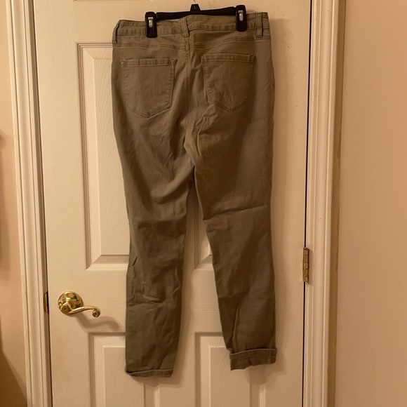 Green High Rise Skinny Jean - Picture 2 of 2